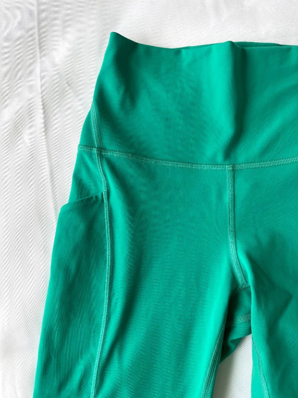Lululemon Set: Align Tank Top & High-Rise Pant with Pockets 25" - Kelly Green - Picture 14 of 14